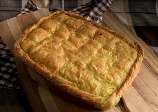 Χωριάτικη Πίτα Τυρί σε Ταψί 24αρα BRIOCHE 2kg (6x2kg)