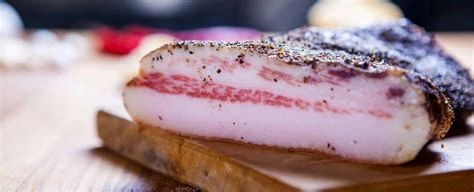 Αλλαντικό Guanciale Stragionato Al Pepe με Πιπέρι VALPADANA ~1kg